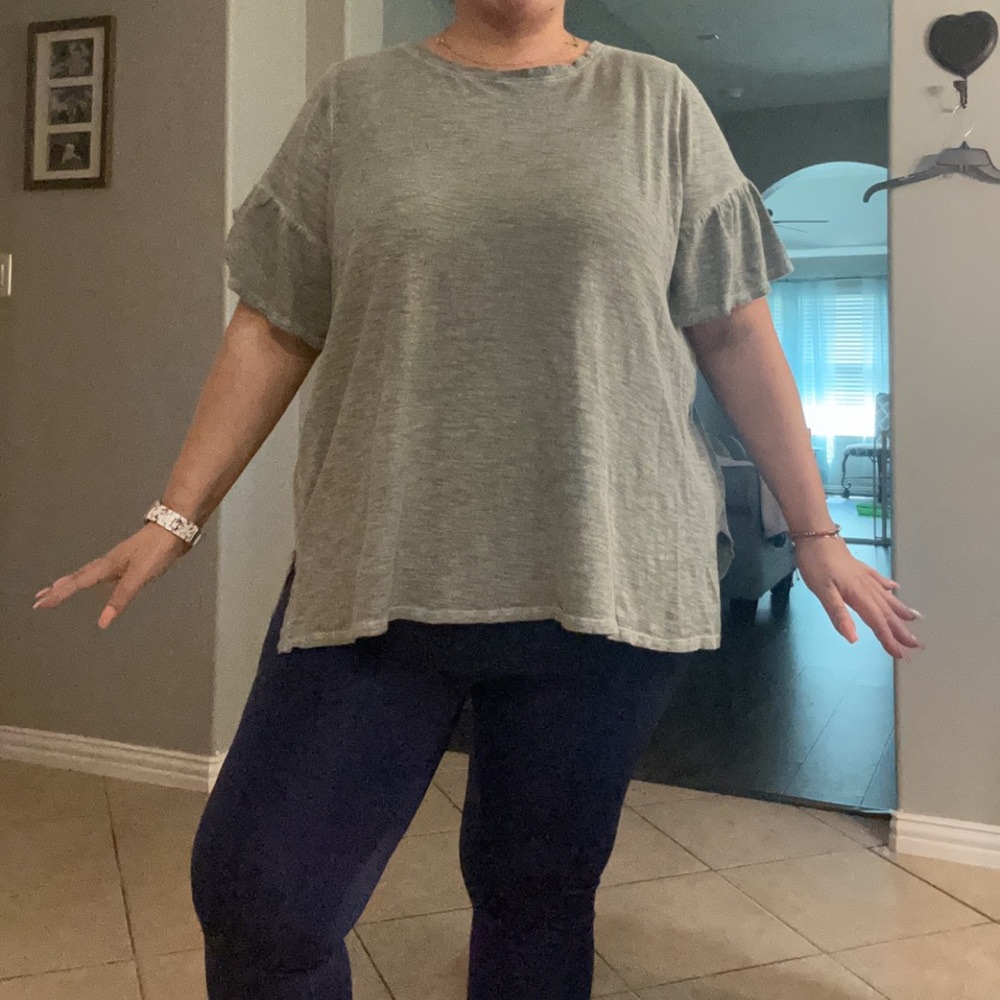 Cute and casual Lane Bryant flowing T-shirt size 22/24